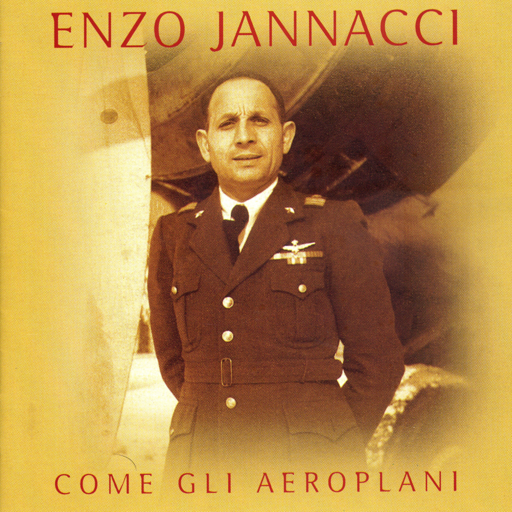 copertina per "Come gli aeroplani" di Enzo Jannacci. Il diciassettesimo album dell'artista pubblicato da Ala Bianca nel 2001.