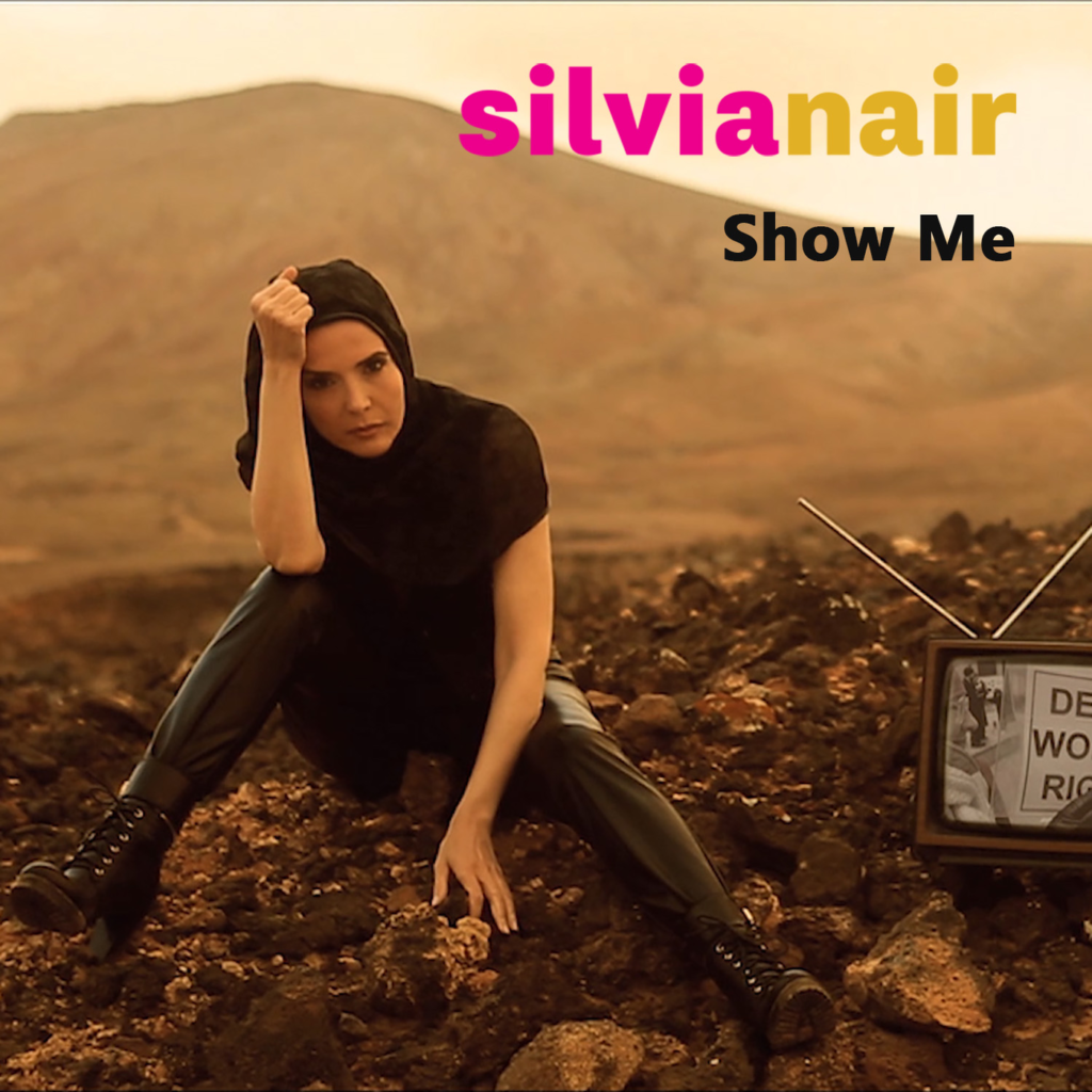 Cover di Show me, nuovo singolo di Silvia Nair, versione inglese di "Ho visto un sogno"