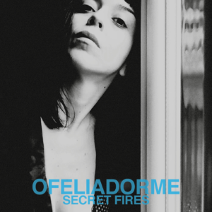 AKR128554149-2 Secret Fires di Ofeliadorme per Ala Bianca